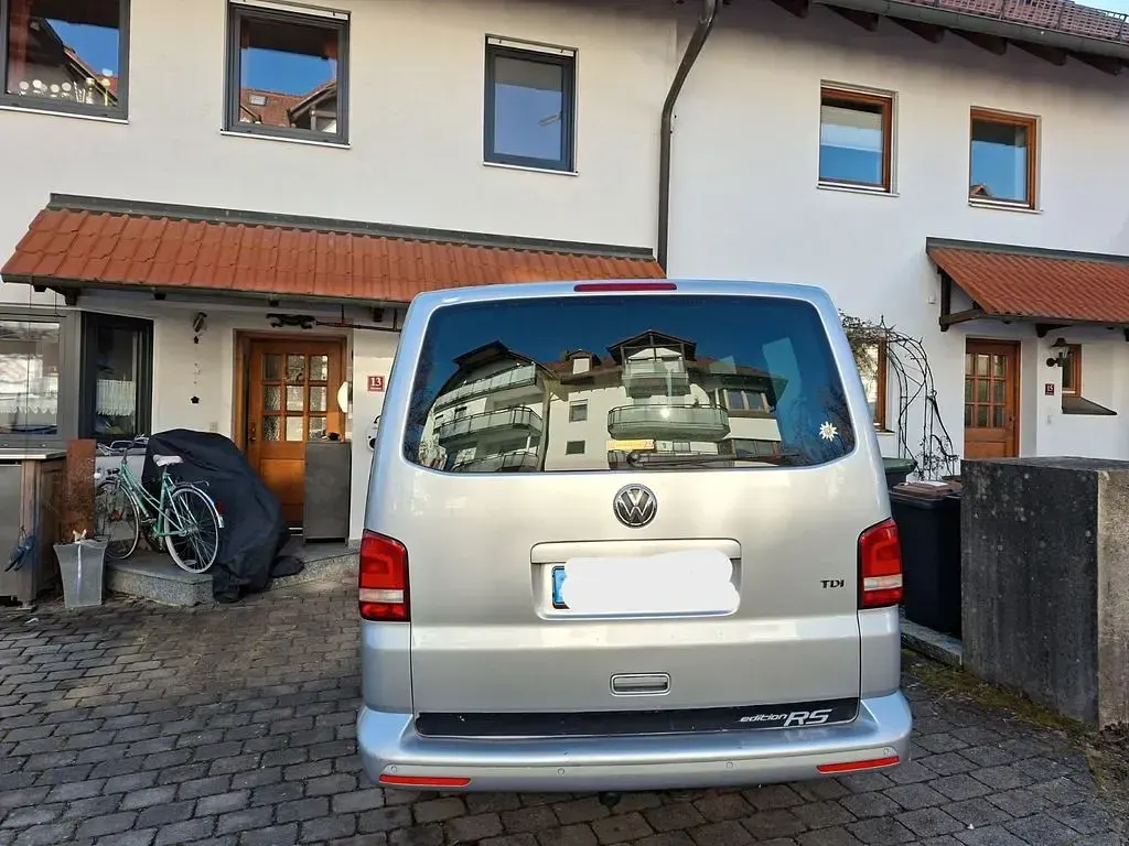 Gebraucht VW Multivan Comfortline 179 PS (131 kW) 2014 Silber Van / Kleinbus