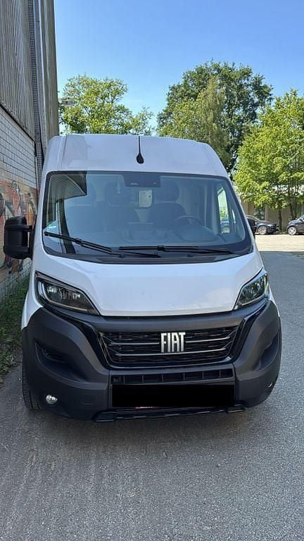 Weiß Gebraucht 2022 Fiat Ducato Van | 23.400 € (Superpreis) - Bild 1/2