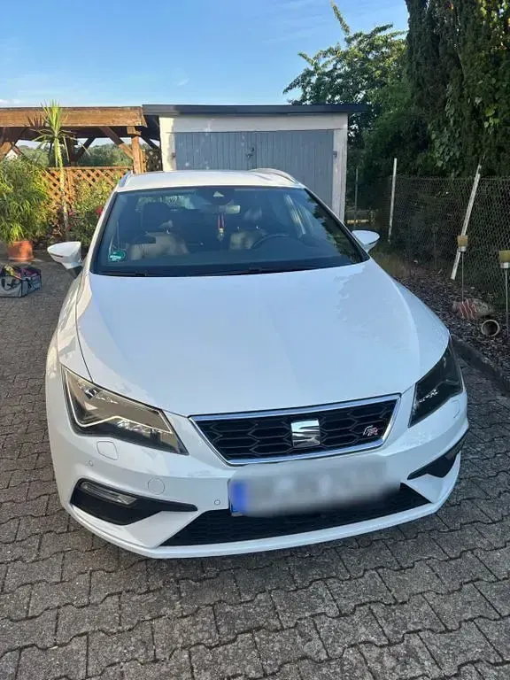 Gebraucht Seat Leon FR 150 PS (110 kW) 2020 Weiß Limousine