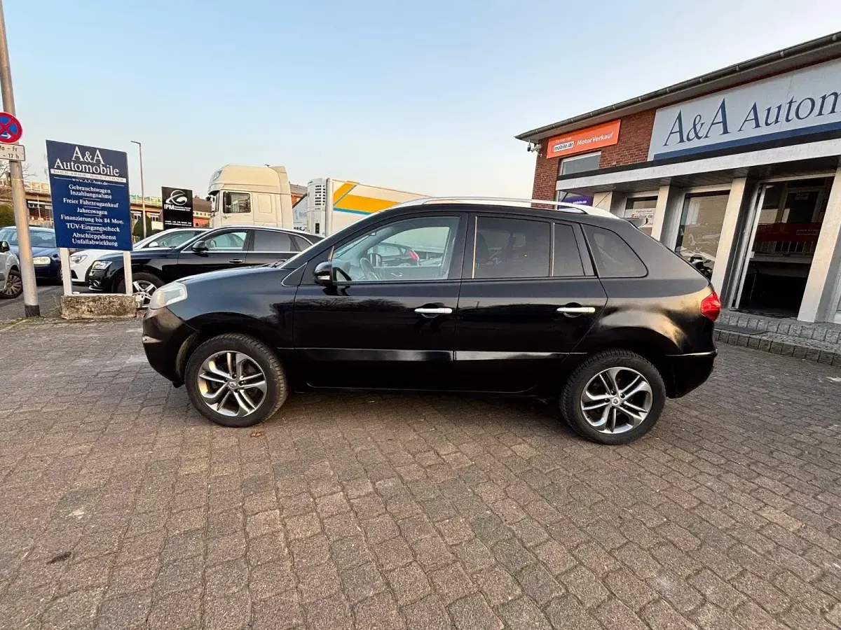 Gebraucht Renault Koleos Night&Day 173 PS (127 kW) 2011 Schwarz SUV
