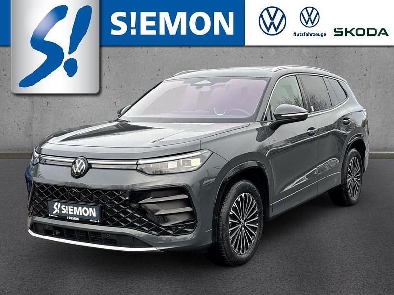 Grau Gebraucht 2024 VW Tayron R-line SUV | 52.330 € (Fairer Preis) - Bild 1/4