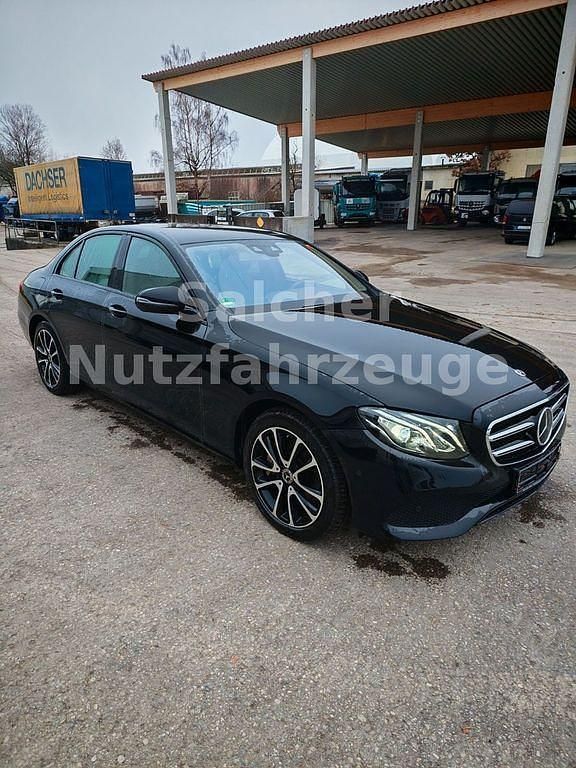 Gebraucht Mercedes E400 340 PS (250 kW) 2019 Schwarz Limousine