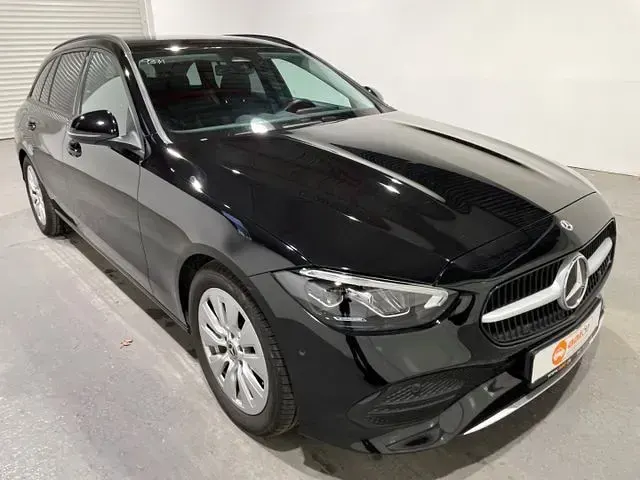 Gebraucht Mercedes C220 Business 220 PS (161 kW) 2022 Schwarz Kombi
