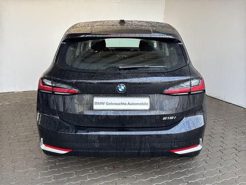 Gebraucht BMW 218 Active Tourer Sport Line 136 PS (100 kW) 2023 Schwarz Van / Kleinbus