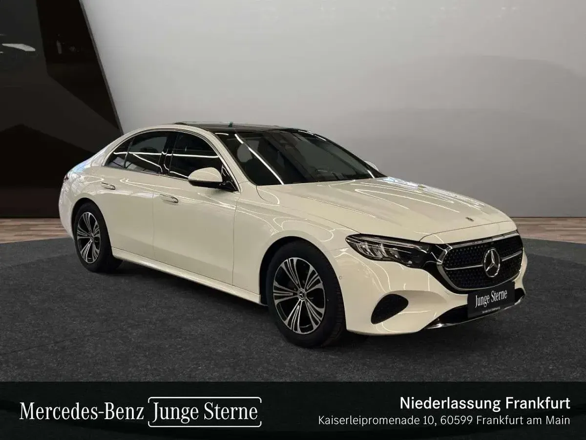 Gebraucht Mercedes E220 Advanced 197 PS (144 kW) 2025 Weiß Limousine