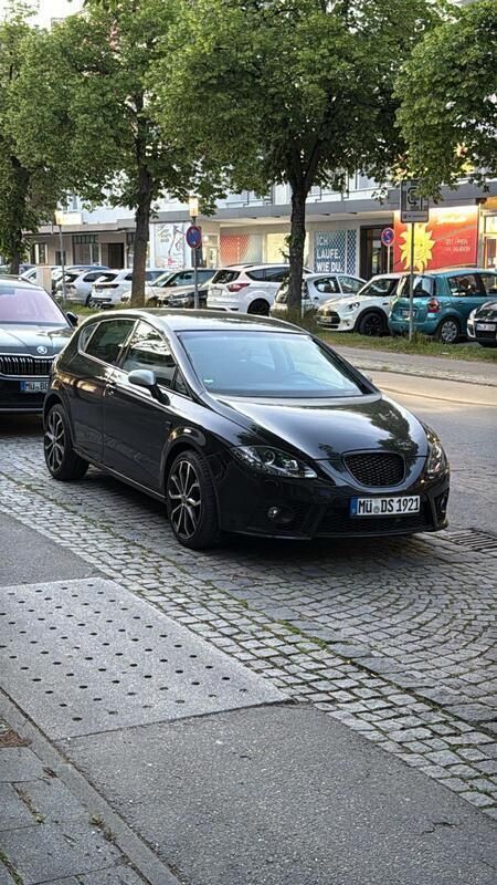 Schwarz Gebraucht 2007 Seat Leon FR Limousine | 2.500 € (Fairer Preis) - Bild 1/3