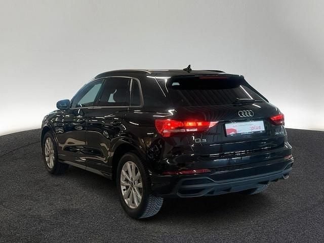 Second-hand Audi Q3 S-Line 150 CP (110 kW) 2023 Negru SUV