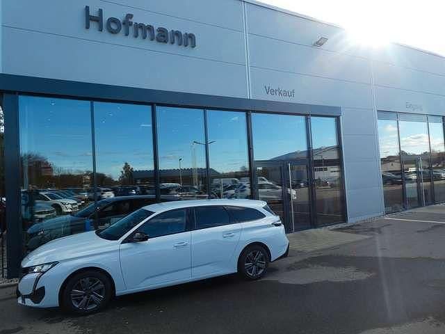 Weiß Gebraucht 2024 Peugeot 308 Allure Kombi | 20.950 € (Superpreis) - Bild 1/4