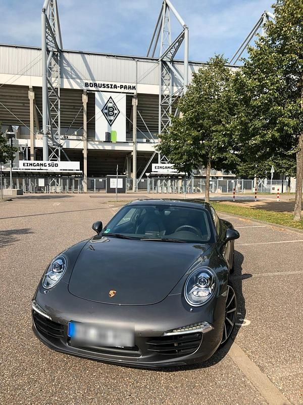 Grau Gebraucht 2012 Porsche 911 Carrera Chrono Coupé | 82.900 € (Teuer) - Bild 1/4