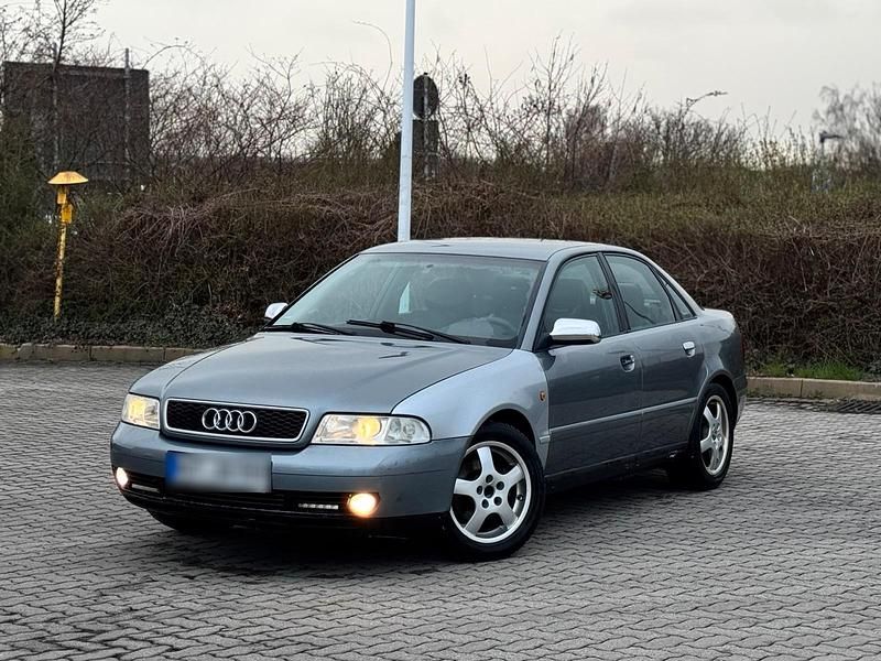 Gebraucht Audi A4 125 PS (91 kW) 1999 Grau Kleinwagen