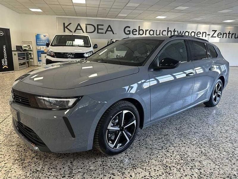 Neu Opel Astra Edition 145 PS (106 kW) 2026 Grafik grau Kombi