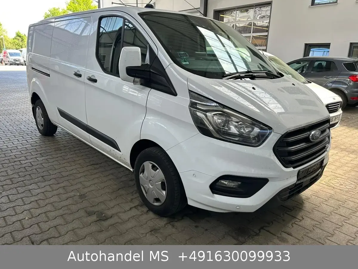 Gebraucht Ford Transit Custom Trend 131 PS (96 kW) 2020 Weiß Van / Kleinbus