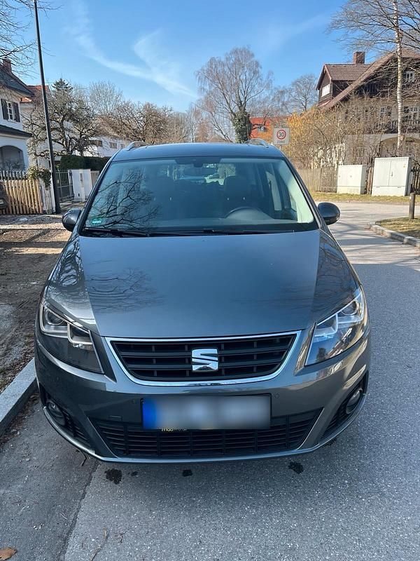 Gebraucht Seat Alhambra Style 150 PS (110 kW) 2017 Grau Van / Kleinbus