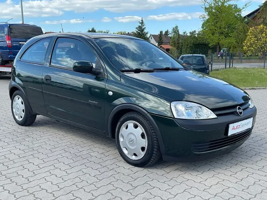 Second-hand Opel Corsa Comfort 90 CP (66 kW) 2001 Verde Hatchback