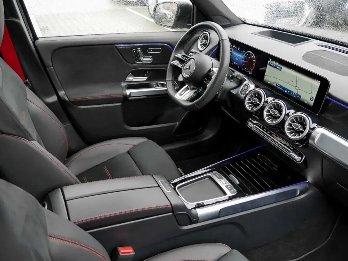 Gebraucht Mercedes GLB35 AMG 306 PS (225 kW) 2025 Schwarz metalliclack kosmossch SUV
