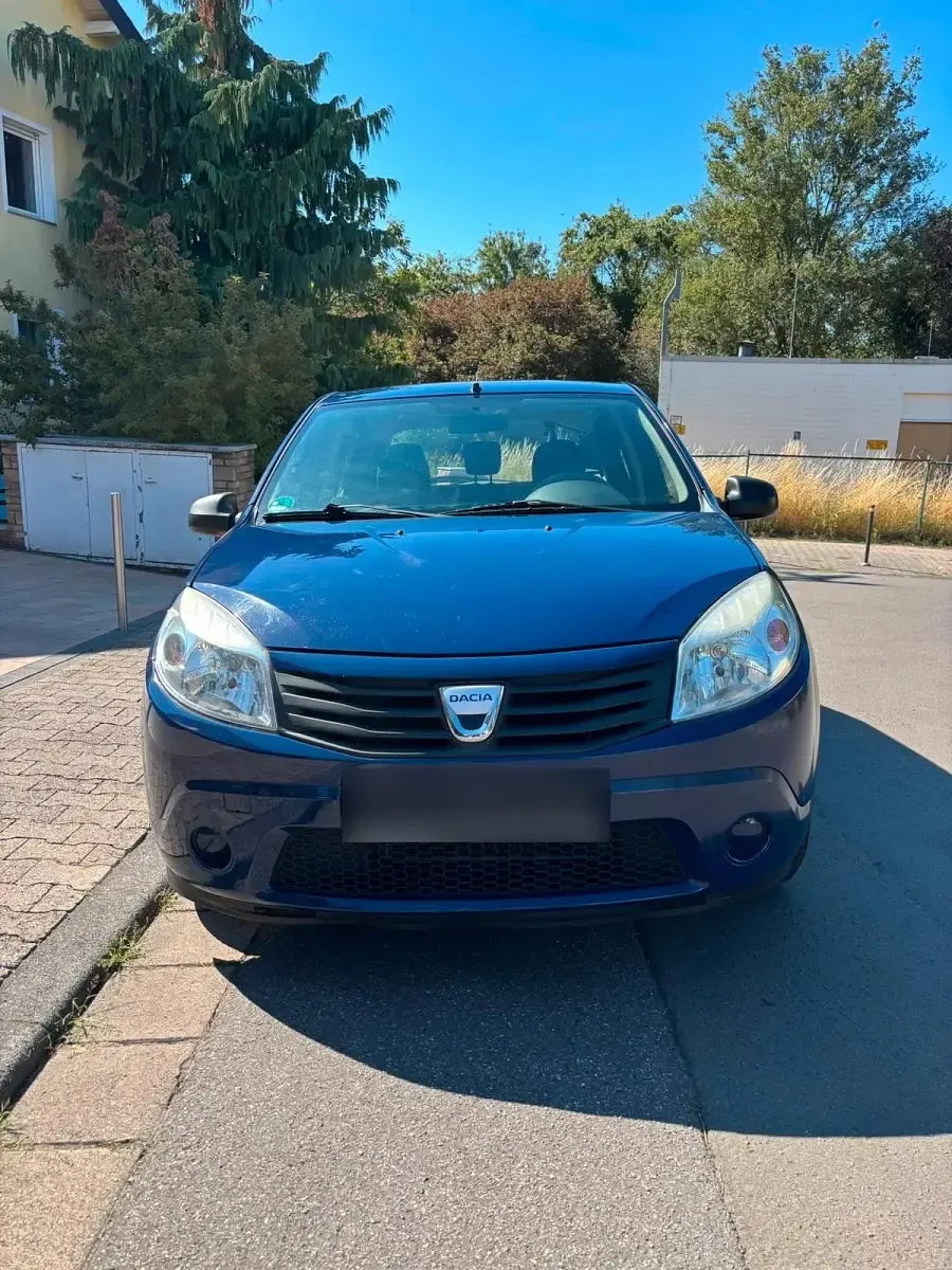 Gebraucht Dacia Sandero 75 PS (55 kW) 2010 Blau Kleinwagen