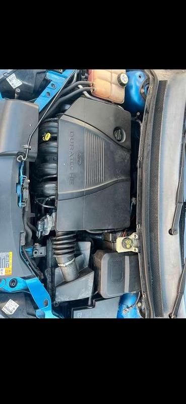 Second-hand Ford Focus ST 145 CP (106 kW) 2005 Albastru Hatchback