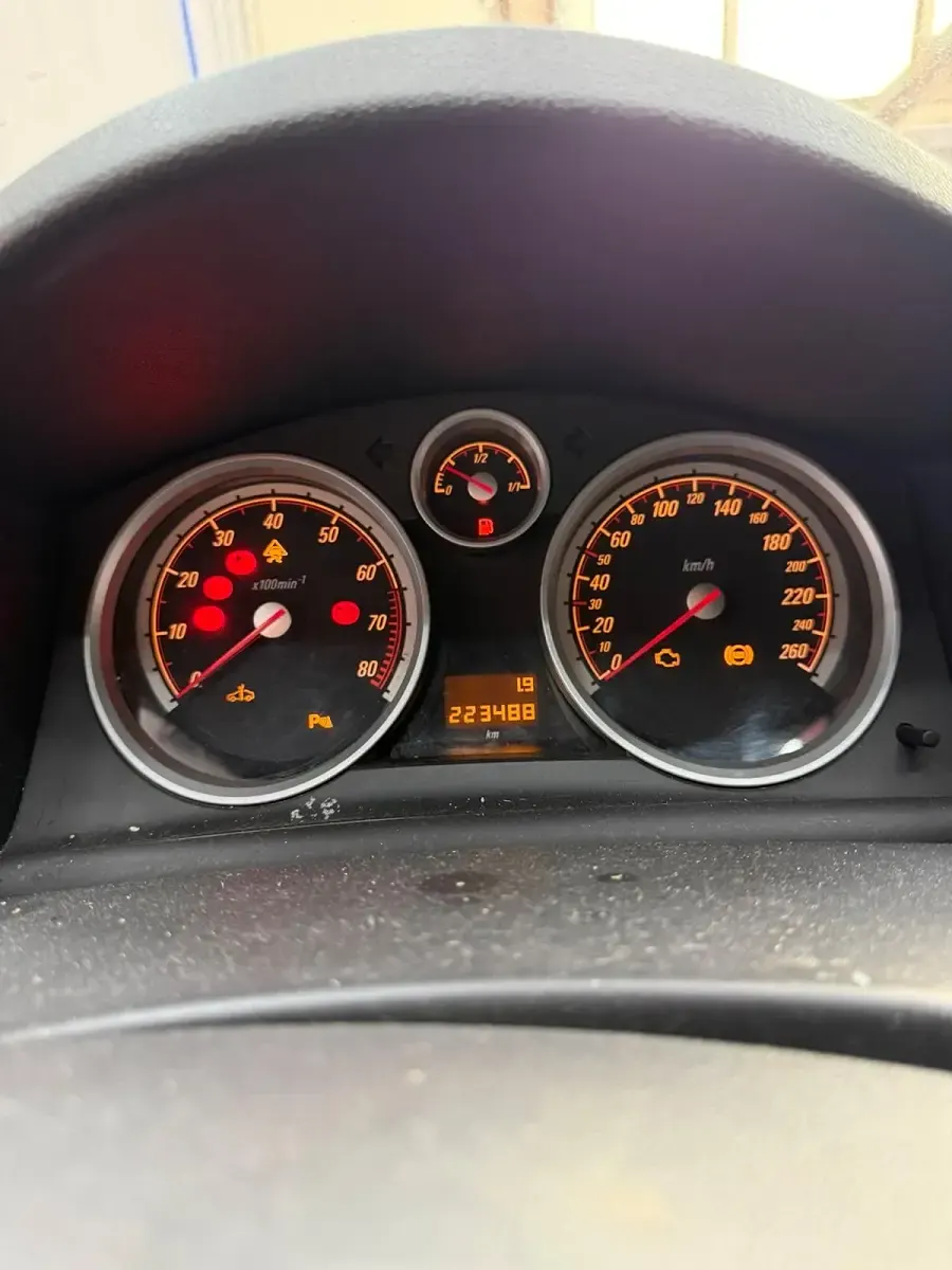 Gebraucht Opel Astra GTC 105 PS (77 kW) 2007 Rot Kleinwagen