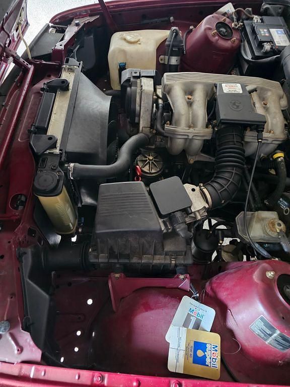 Gebraucht BMW 316 99 PS (72 kW) 1989 Rot Limousine