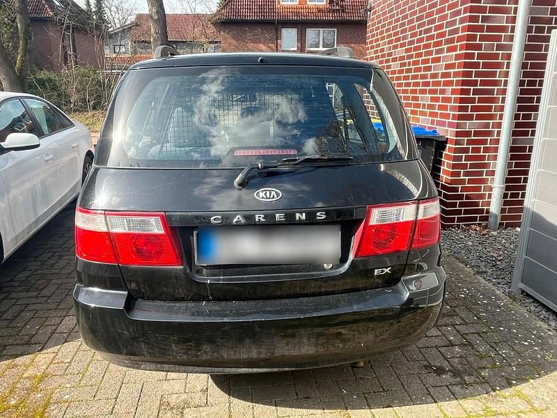 Gebraucht Kia Carens EX 170 PS (125 kW) 2005 Schwarz Van / Kleinbus