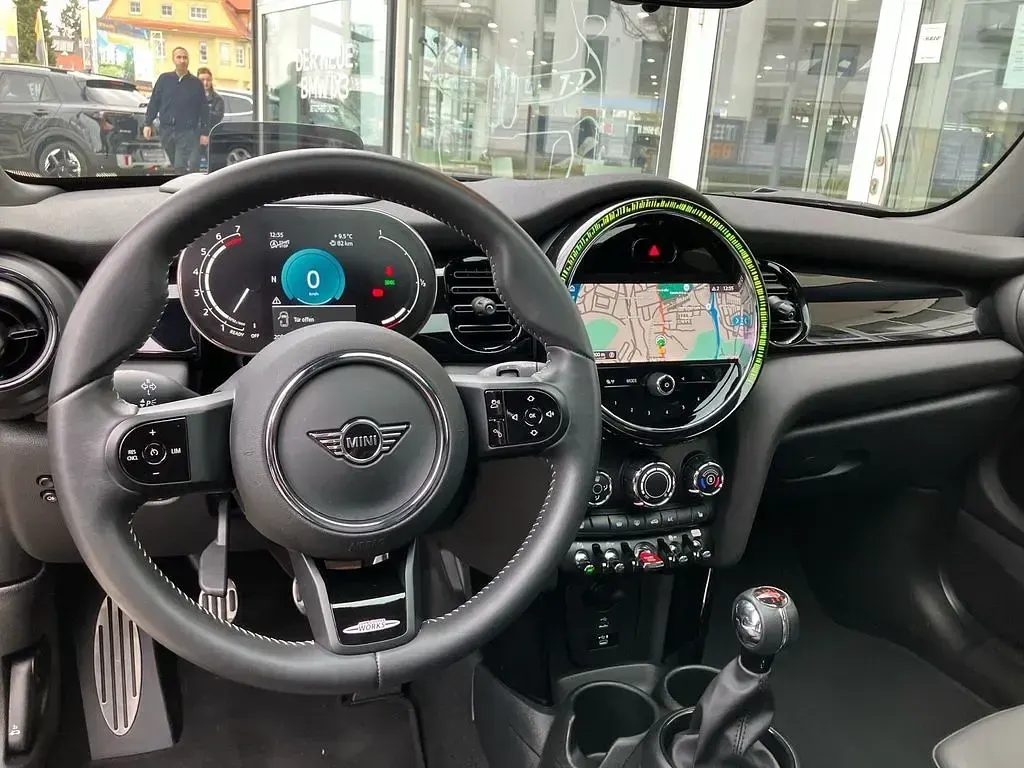 Gebraucht Mini John Cooper Works 136 PS (100 kW) 2022 Schwarz Kleinwagen