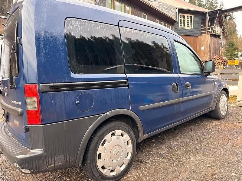 Gebraucht Opel Combo 101 PS (74 kW) 2008 Blau Van / Kleinbus