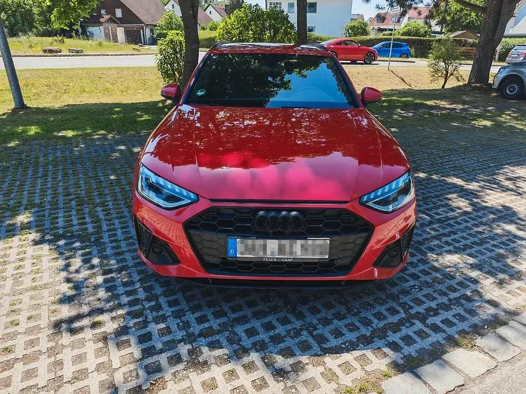 Gebraucht Audi A4 S-Line 163 PS (119 kW) 2022 Rot Kombi