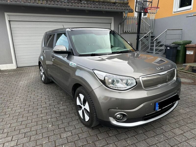 Gebraucht 2017 Kia Soul EV Play SUV | 12.950 € (Etwas zu teuer) - Bild 1/4