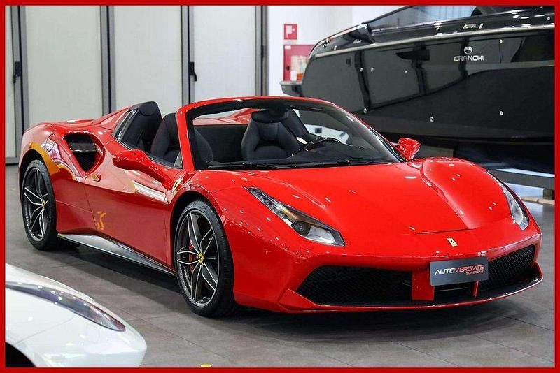 Second-hand Ferrari 488 669 CP (492 kW) 2018 Roșu Cabrio