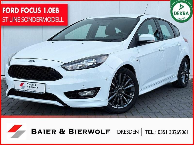 Gebraucht Ford Focus ST-Line 125 PS (91 kW) 2017 Weiß Limousine