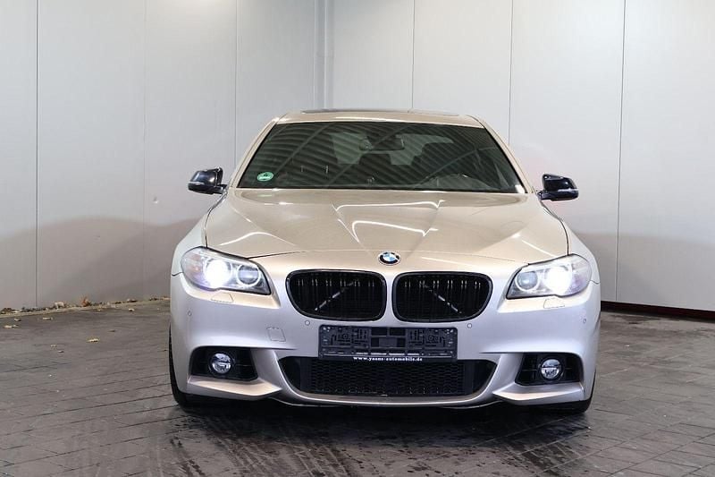 Gebraucht BMW 525 M Sport 204 PS (150 kW) 2011 Silber Limousine