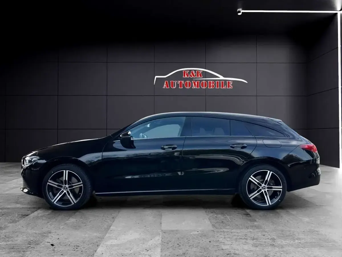 Gebraucht Mercedes CLA250e Progressive 160 PS (117 kW) 2023 Nachtschwarz Coupé