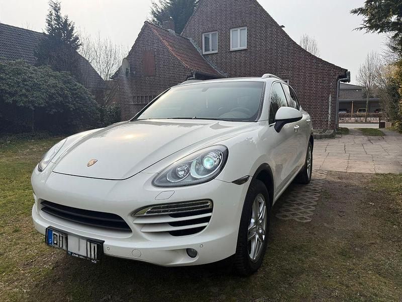 Gebraucht Porsche Cayenne 245 PS (180 kW) 2011 Weiß SUV