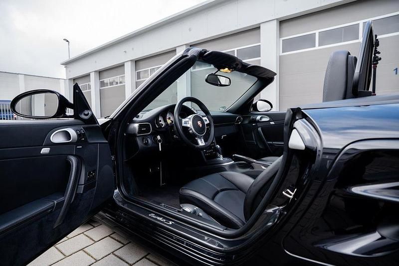 Gebraucht Porsche 997 530 PS (389 kW) 2010 Schwarz Cabrio