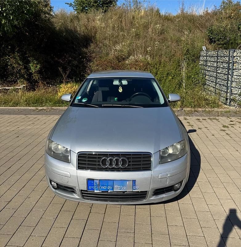 Silber Gebraucht 2004 Audi A3 Coupé | 2.000 € (Guter Preis) - Bild 1/4