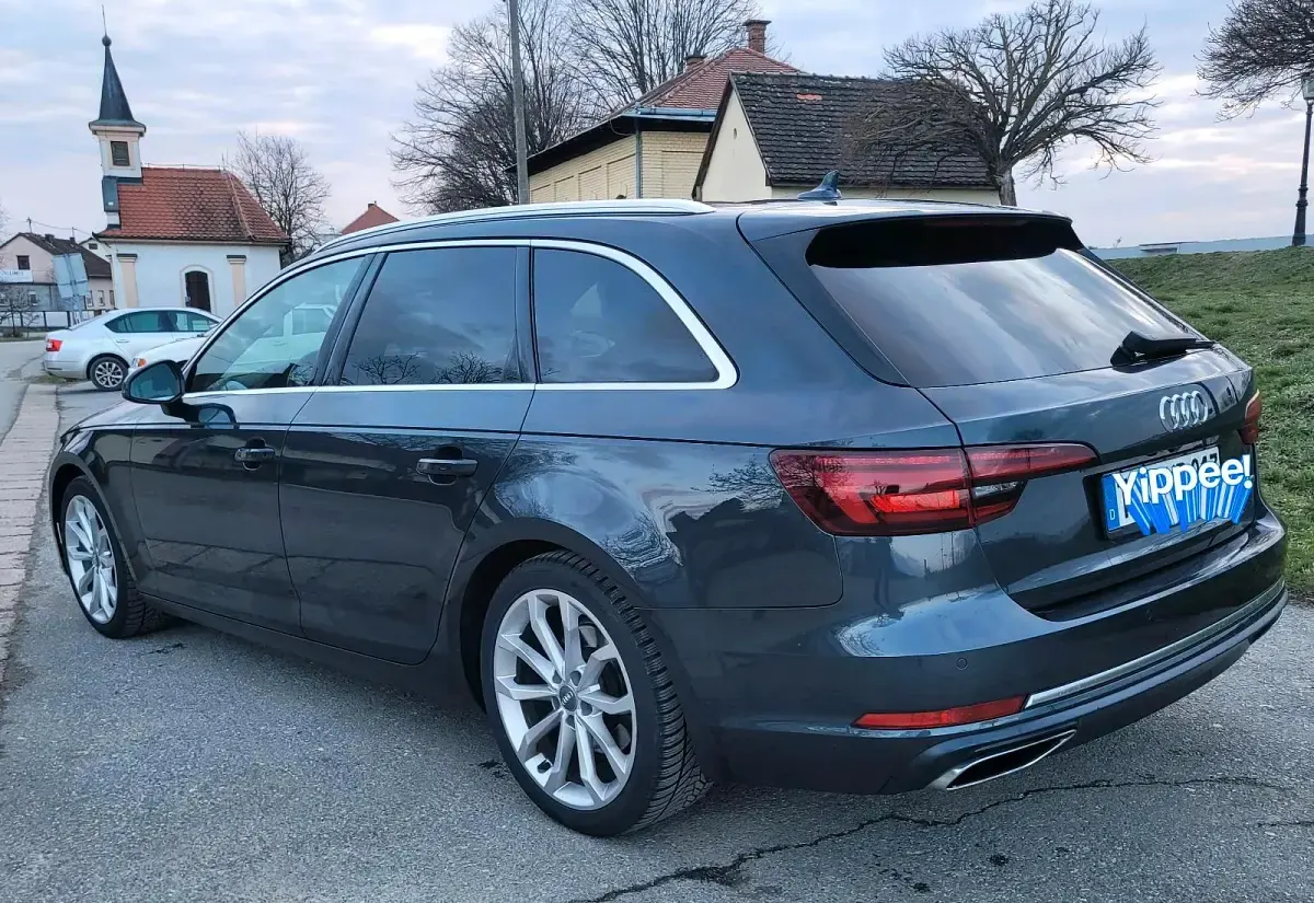 Gebraucht Audi A4 Ambiente 190 PS (139 kW) 2019 Grau Kombi