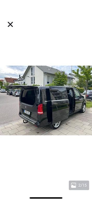 Schwarz Gebraucht 2016 Mercedes V220 Avantgarde Edition Van / Kleinbus | 27.999 € (Fairer Preis) - Bild 1/4