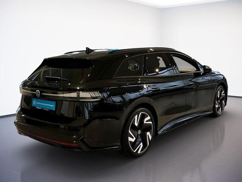 Gebraucht VW ID.7 GTX 250 kW (340 PS) 2025 Grenadillschwarz Kombi
