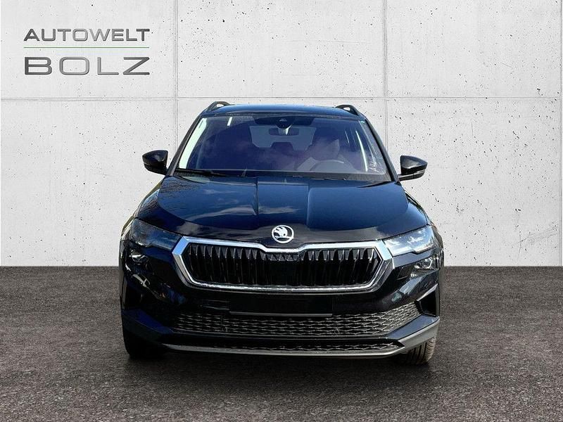Gebraucht Skoda Karoq Selection 150 PS (110 kW) 2025 Blackmagic perleffekt SUV