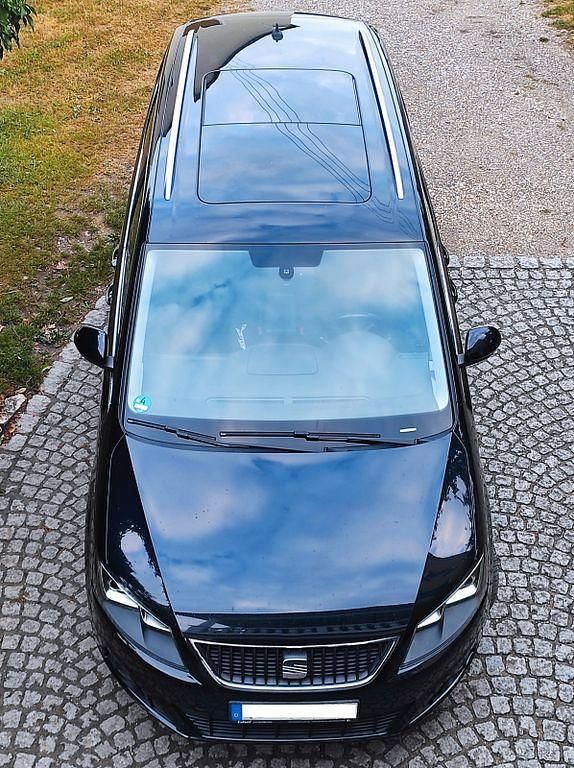 Schwarz Gebraucht 2012 Seat Alhambra Ecomotive Van / Kleinbus | 8.800 € (Fairer Preis) - Bild 1/4