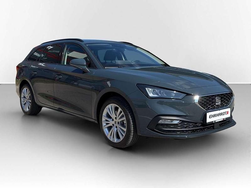 Usata Seat Leon 150 CV (110 kW) 2026 Blu Station wagon