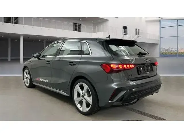 Gebraucht Audi A3 S-Line 150 PS (110 kW) 2025 Limousine