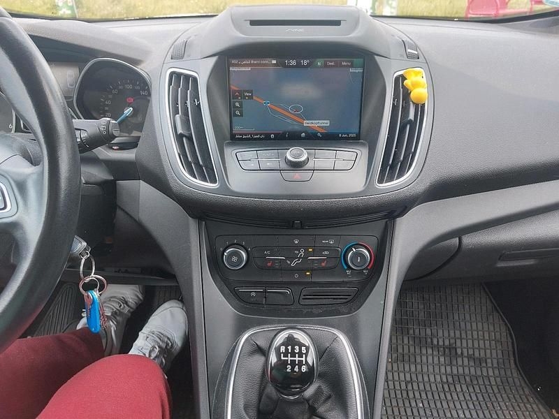 Braun Gebraucht 2016 Ford Grand C-Max Titanium Van / Kleinbus | 7.200 € (Fairer Preis) - Bild 1/4