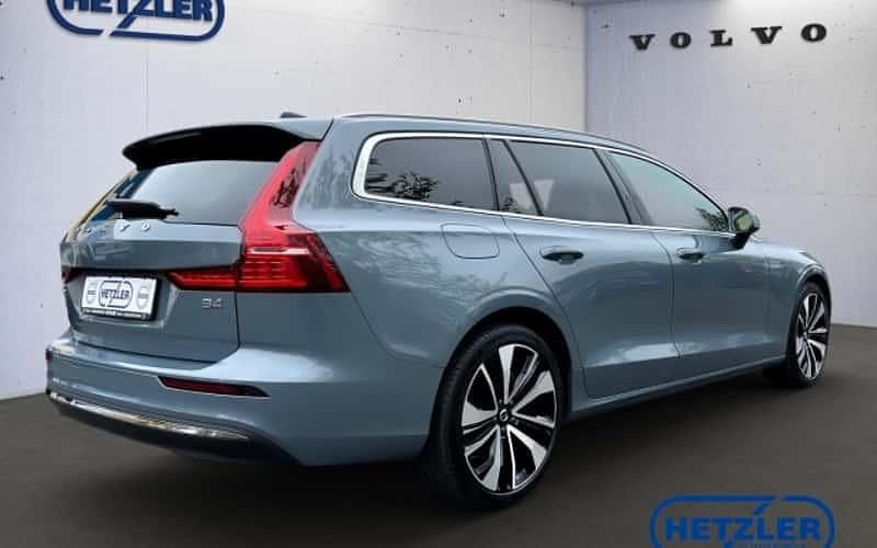 Gebraucht Volvo V60 Plus 197 PS (144 kW) 2023 Grau Kombi