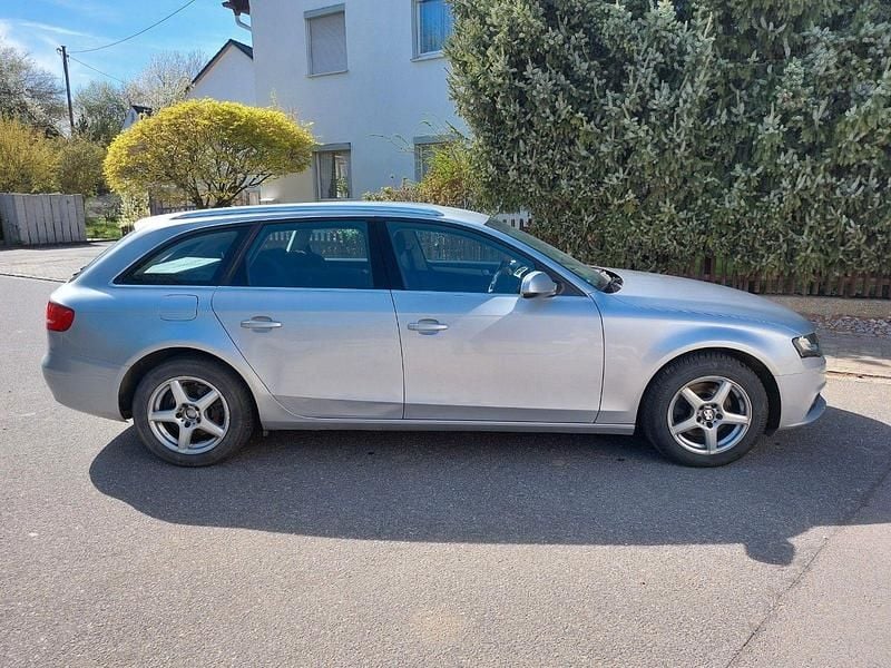 Usata Audi A4 120 CV (88 kW) 2011 Argento Station wagon