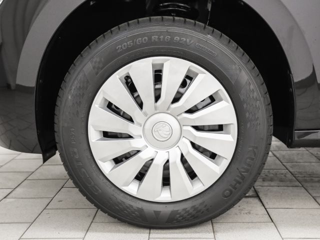 Neu Skoda Kamiq Essence 95 PS (69 kW) 2025 Schwarzmagic perleffekt SUV