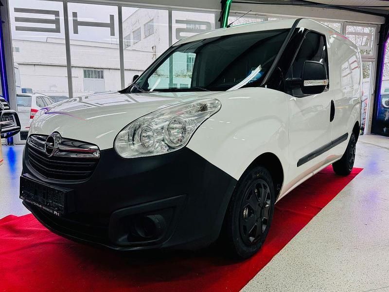 Gebraucht Opel Combo 90 PS (66 kW) 2012 Weiß Van / Kleinbus