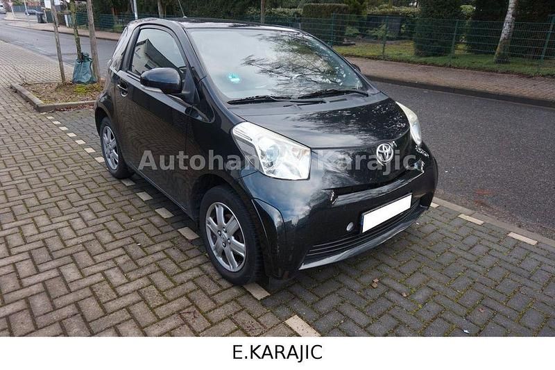 Gebraucht Toyota iQ Basis 68 PS (50 kW) 2009 Schwarz Kleinwagen