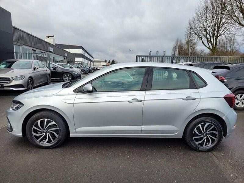 Gebraucht VW Polo Life 95 PS (69 kW) 2024 Silber Kleinwagen