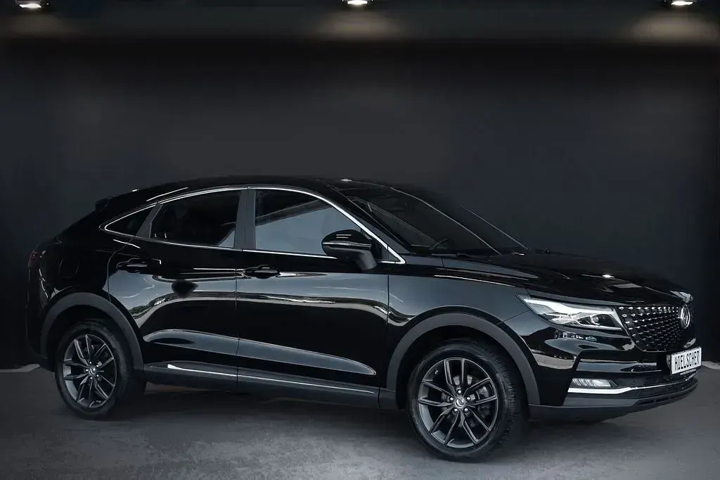 Gebraucht DFSK Fengon 137 PS (100 kW) 2021 Schwarz SUV